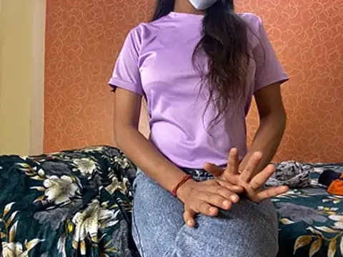 Snapshot of Sandhya_lovely chatting on 01/15/25, 09:35 Sandhya lovely online show from 01/15/25, 09:35