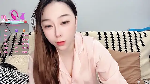 Snapshot of Alano-01 chatting on 10/30/25, 02:02 Alano-01 online show from 10/30/25, 02:02