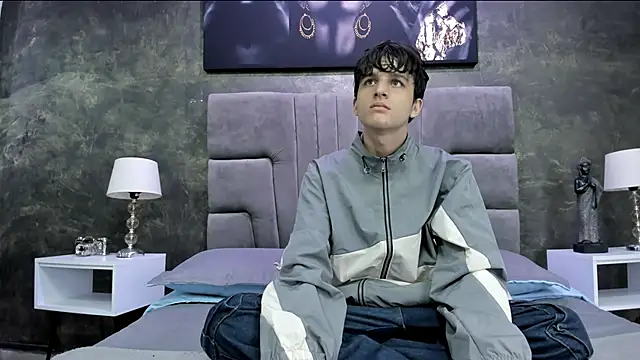 bruce hans online show from 09/24/25, 11:46