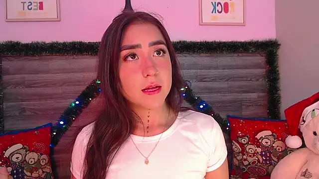 Snapshot of AdaaMillan chatting on 12/13/25, 09:09 AdaaMillan online show from 12/13/25, 09:09