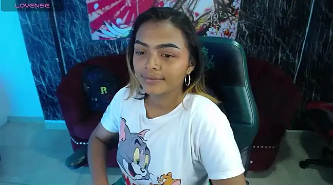 Snapshot of madelein_m chatting on 01/28/25, 07:53 madelein m online show from 01/28/25, 07:53