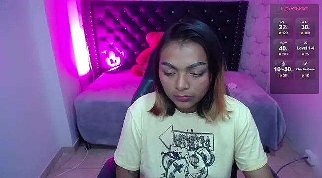 Snapshot of madelein_m chatting on 02/15/25, 12:22 madelein m online show from 02/15/25, 12:22