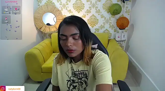 Snapshot of madelein_m chatting on 02/22/25, 09:26 madelein m online show from 02/22/25, 09:26