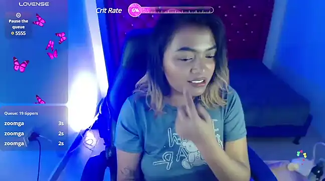 Snapshot of madelein_m chatting on 03/13/25, 01:54 madelein m online show from 03/13/25, 01:54