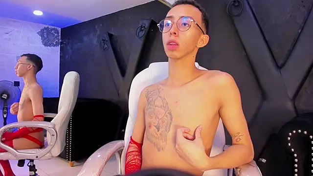 Snapshot of EthaanCox chatting on 02/05/25, 05:52 EthaanCox online show from 02/05/25, 05:52