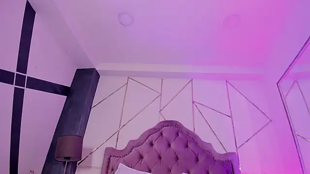 Snapshot of EthaanCox chatting on 03/09/25, 07:59 EthaanCox online show from 03/09/25, 07:59