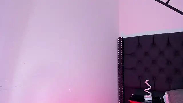 Snapshot of EthaanCox chatting on 09/10/25, 08:31 EthaanCox online show from 09/10/25, 08:31