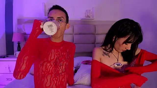 Snapshot of EthaanCox chatting on 11/14/25, 09:08 EthaanCox online show from 11/14/25, 09:08