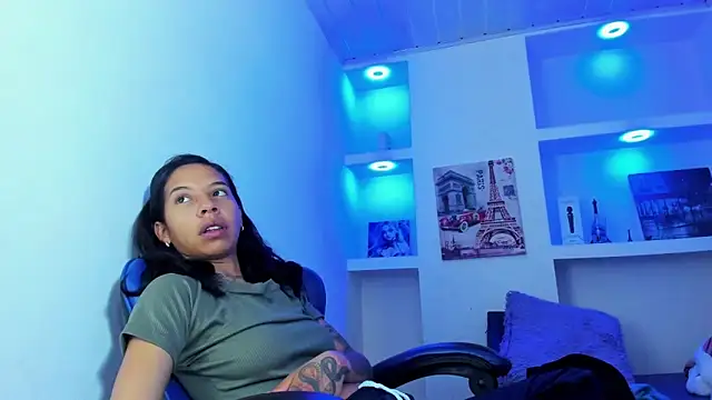 Miss sparkle00 online show from 09/10/25, 07:19