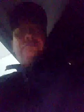 Snapshot of Jinenez chatting on 03/22/25, 09:56 Jinenez online show from 03/22/25, 09:56