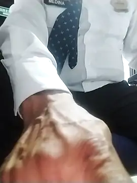 Snapshot of Jinenez chatting on 10/25/25, 11:10 Jinenez online show from 10/25/25, 11:10