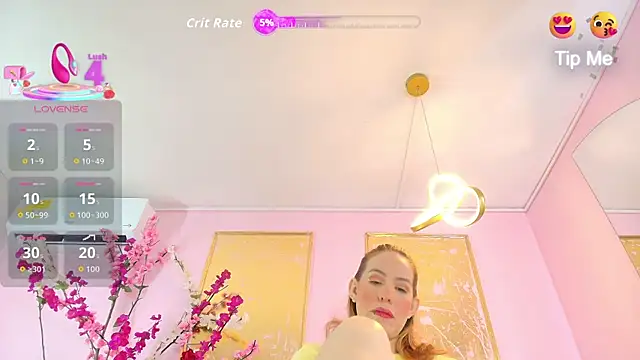 Snapshot of scarlette69 chatting on 10/08/25, 07:44 scarlette69 online show from 10/08/25, 07:44