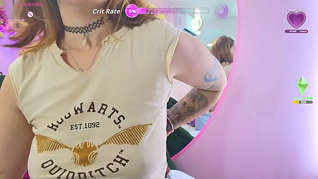 Snapshot of scarlette69 chatting on 11/02/25, 07:49 scarlette69 online show from 11/02/25, 07:49