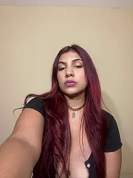 Snapshot of Eva1203 chatting on 01/20/25, 02:32 Eva1203 online show from 01/20/25, 02:32