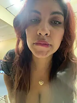 Snapshot of Eva1203 chatting on 03/18/25, 10:26 Eva1203 online show from 03/18/25, 10:26