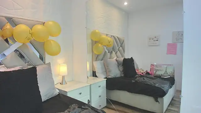 raquell moore online show from 01/08/26, 03:58