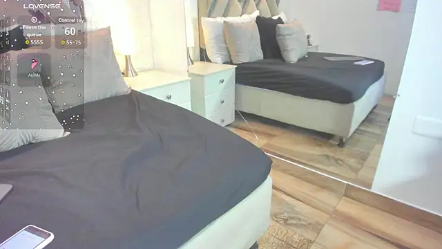 raquell moore online show from 01/17/26, 02:44