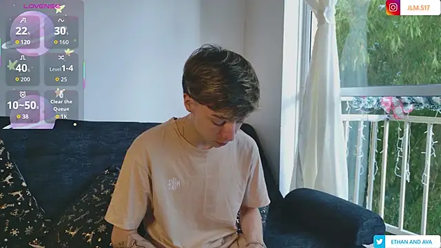 ethan and ava online show from 12/17/25, 12:33