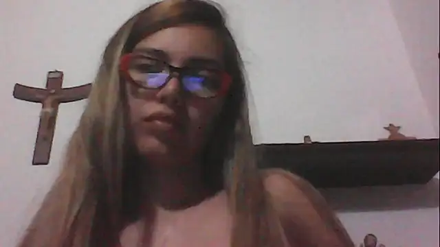 Snapshot of VittoriaTaylor chatting on 01/16/25, 11:27 VittoriaTaylor online show from 01/16/25, 11:27