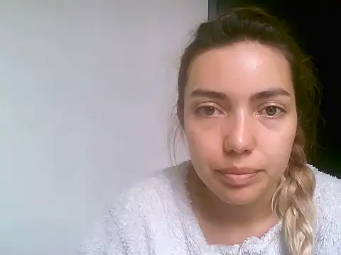 Snapshot of VittoriaTaylor chatting on 03/24/26, 03:28 VittoriaTaylor online show from 03/24/26, 03:28