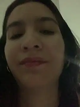 Snapshot of Bella_still chatting on 10/03/25, 12:57 Bella still online show from 10/03/25, 12:57