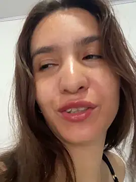 Snapshot of Bella_still chatting on 03/17/26, 01:36 Bella still online show from 03/17/26, 01:36