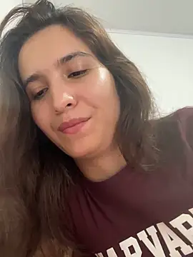 Snapshot of Bella_still chatting on 04/19/26, 07:49 Bella still online show from 04/19/26, 07:49
