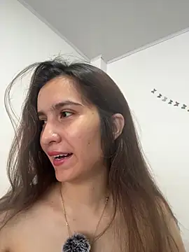 Snapshot of Bella_still chatting on 05/15/26, 01:51 Bella still online show from 05/15/26, 01:51