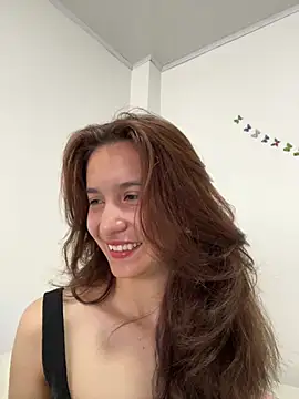 Snapshot of Bella_still chatting on 07/18/26, 01:37 Bella still online show from 07/18/26, 01:37