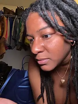 Snapshot of xoxoHotCoCo chatting on 04/07/26, 02:39 xoxoHotCoCo online show from 04/07/26, 02:39