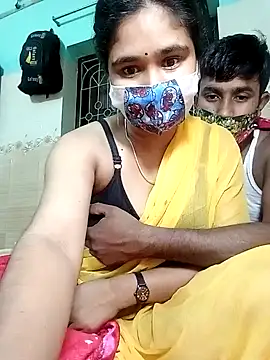 Snapshot of Sexy-Couple20 chatting on 01/26/25, 10:57 Sexy-Couple20 online show from 01/26/25, 10:57