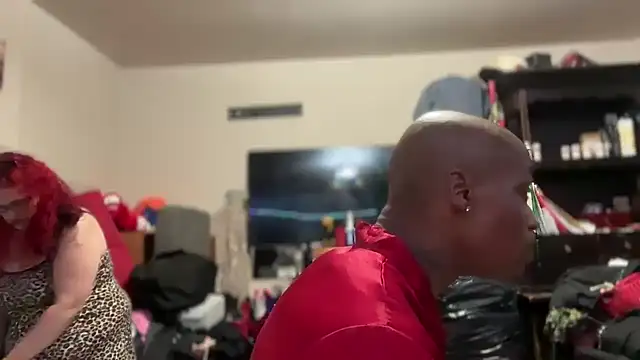 Snapshot of assntitz333 chatting on 04/12/26, 09:25 assntitz333 online show from 04/12/26, 09:25