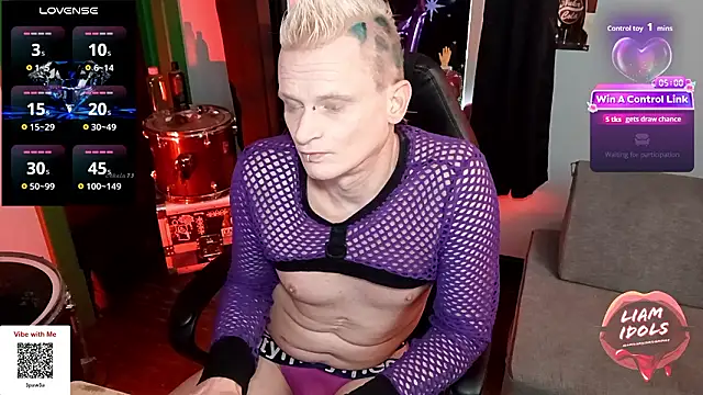 Snapshot of LiamIdols chatting on 01/15/26, 07:06 LiamIdols online show from 01/15/26, 07:06