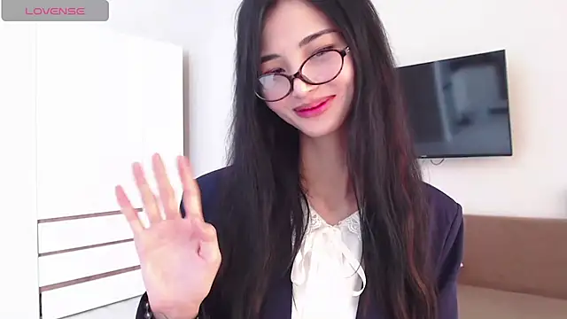 Snapshot of newfrommacau chatting on 09/17/25, 06:04 newfrommacau online show from 09/17/25, 06:04