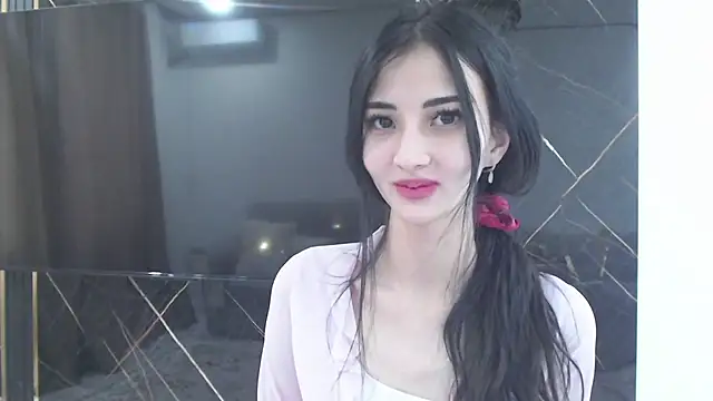 Snapshot of newfrommacau chatting on 10/12/25, 10:36 newfrommacau online show from 10/12/25, 10:36