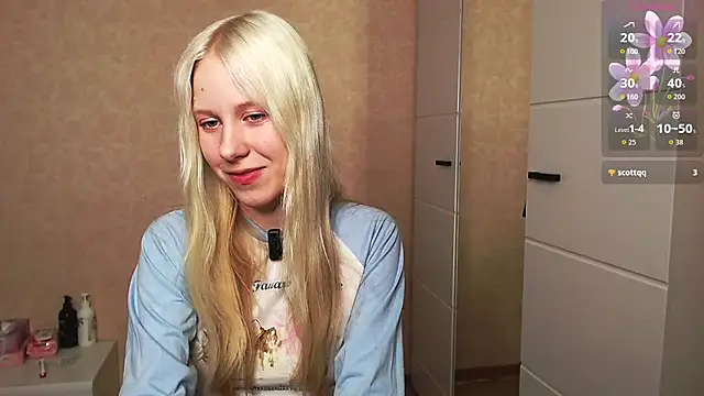 Snapshot of Mary_Kitty88 chatting on 03/13/26, 03:40 Mary Kitty88 online show from 03/13/26, 03:40