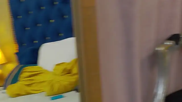 Annabellerise online show from 03/18/25, 09:43