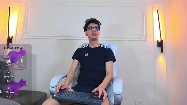 Cum hunters online show from 03/24/26, 03:44