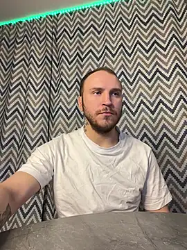 Snapshot of _XxX-XxX_ chatting on 01/29/25, 09:07  XxX-XxX  online show from 01/29/25, 09:07