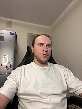 Snapshot of _XxX-XxX_ chatting on 02/11/25, 11:54  XxX-XxX  online show from 02/11/25, 11:54