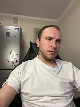 Snapshot of _XxX-XxX_ chatting on 02/15/25, 01:38  XxX-XxX  online show from 02/15/25, 01:38