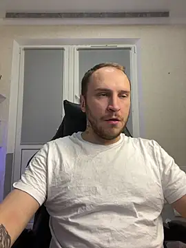 Snapshot of _XxX-XxX_ chatting on 02/26/25, 11:37  XxX-XxX  online show from 02/26/25, 11:37