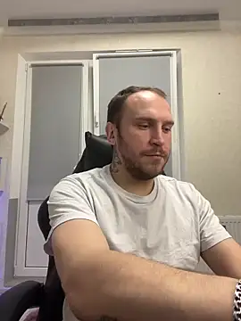 Snapshot of _XxX-XxX_ chatting on 03/01/25, 03:32  XxX-XxX  online show from 03/01/25, 03:32