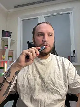 Snapshot of _XxX-XxX_ chatting on 03/20/25, 09:35  XxX-XxX  online show from 03/20/25, 09:35