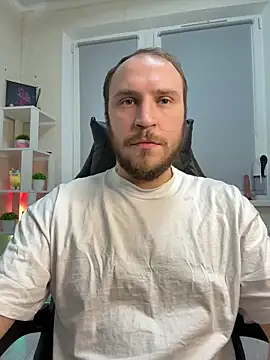 Snapshot of _XxX-XxX_ chatting on 03/23/25, 02:04  XxX-XxX  online show from 03/23/25, 02:04