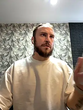 Snapshot of _XxX-XxX_ chatting on 09/15/25, 11:54  XxX-XxX  online show from 09/15/25, 11:54