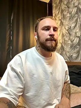 Snapshot of _XxX-XxX_ chatting on 09/20/25, 02:51  XxX-XxX  online show from 09/20/25, 02:51