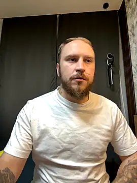 Snapshot of _XxX-XxX_ chatting on 09/23/25, 05:49  XxX-XxX  online show from 09/23/25, 05:49