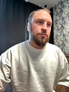 Snapshot of _XxX-XxX_ chatting on 10/02/25, 07:48  XxX-XxX  online show from 10/02/25, 07:48