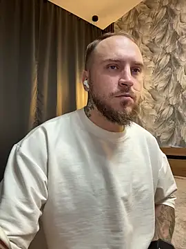 Snapshot of _XxX-XxX_ chatting on 10/12/25, 10:09  XxX-XxX  online show from 10/12/25, 10:09